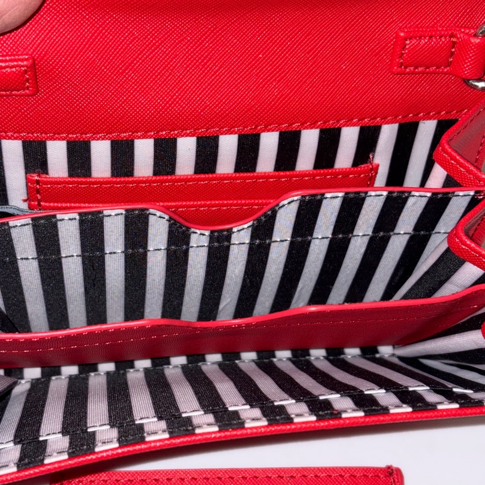 Mark Tetro red westie crossbody purse with matching small wallet - Picture 7 of 11
